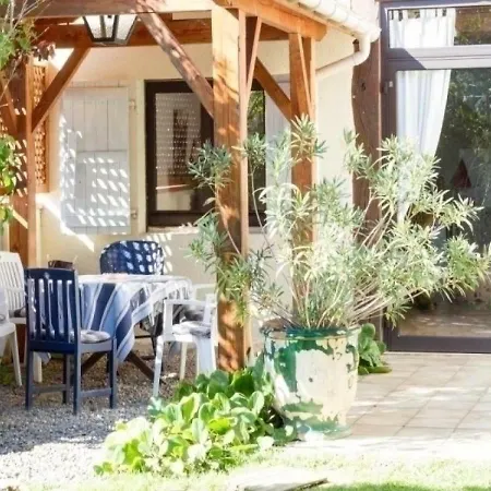 בית נופש House Hameau De Bouit