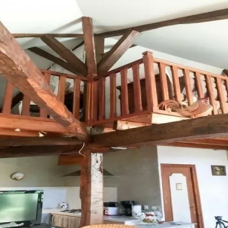 House Hameau De Bouit בית נופש *